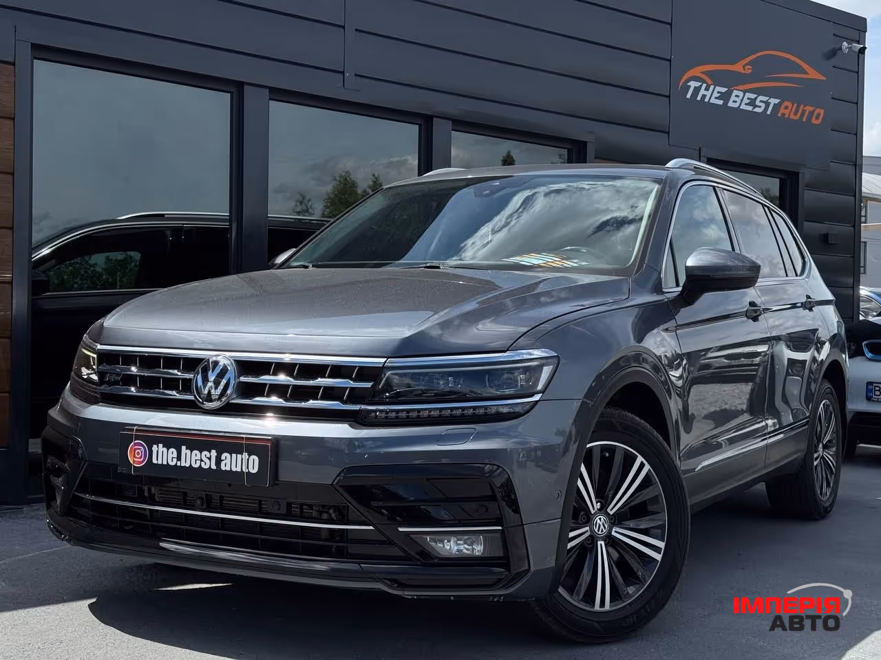 Volkswagen Tiguan - фото 1