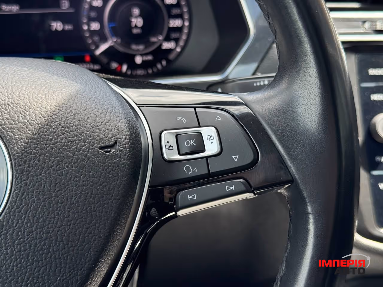Volkswagen Tiguan - фото 41