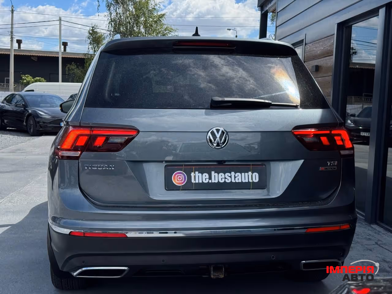 Volkswagen Tiguan - фото 15