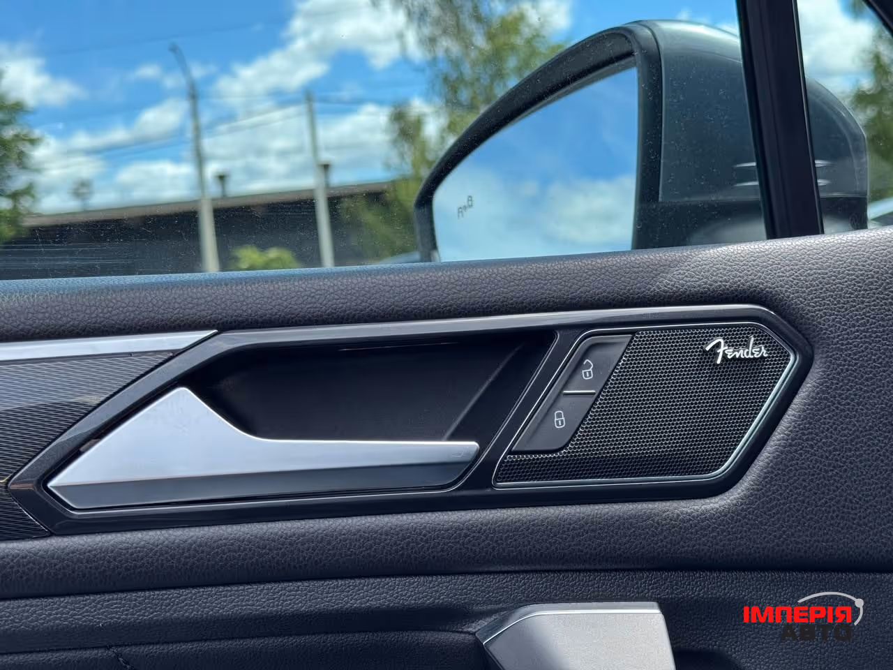 Volkswagen Tiguan - фото 28