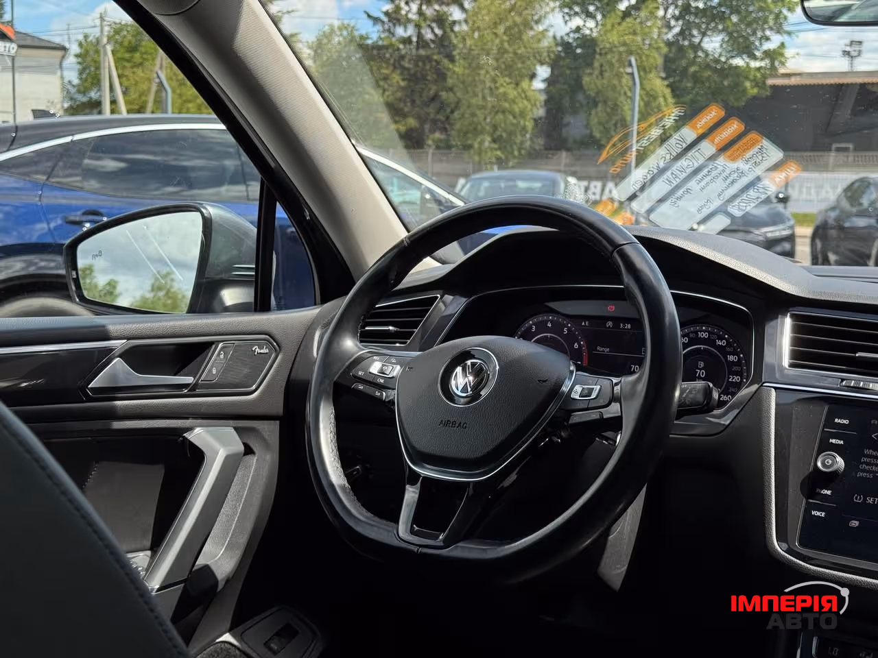 Volkswagen Tiguan - фото 61