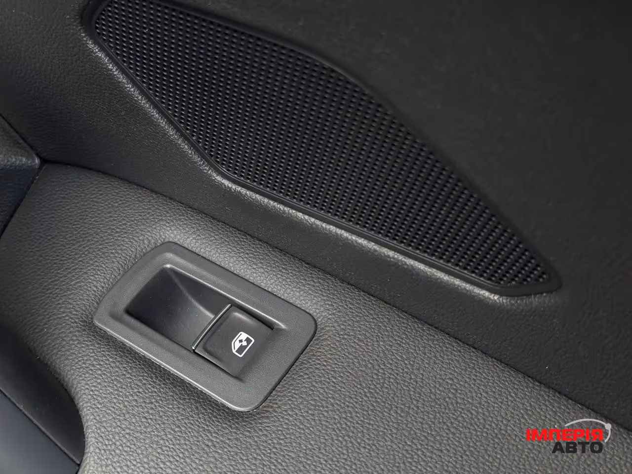 Volkswagen Tiguan - фото 71