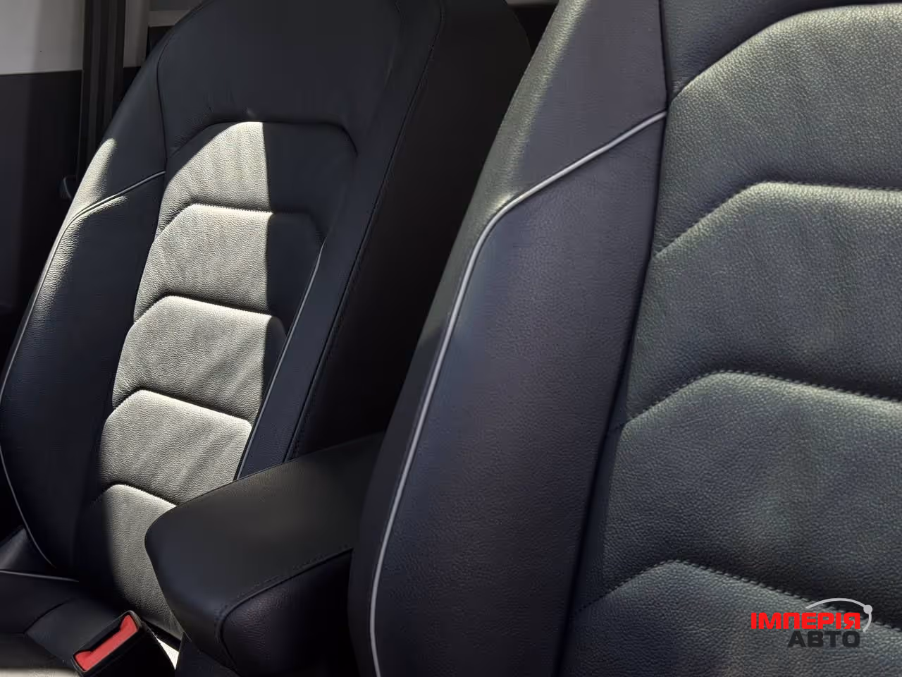 Volkswagen Tiguan - фото 35