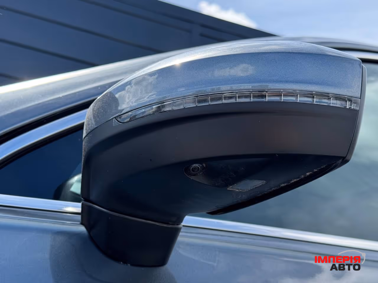 Volkswagen Tiguan - фото 10