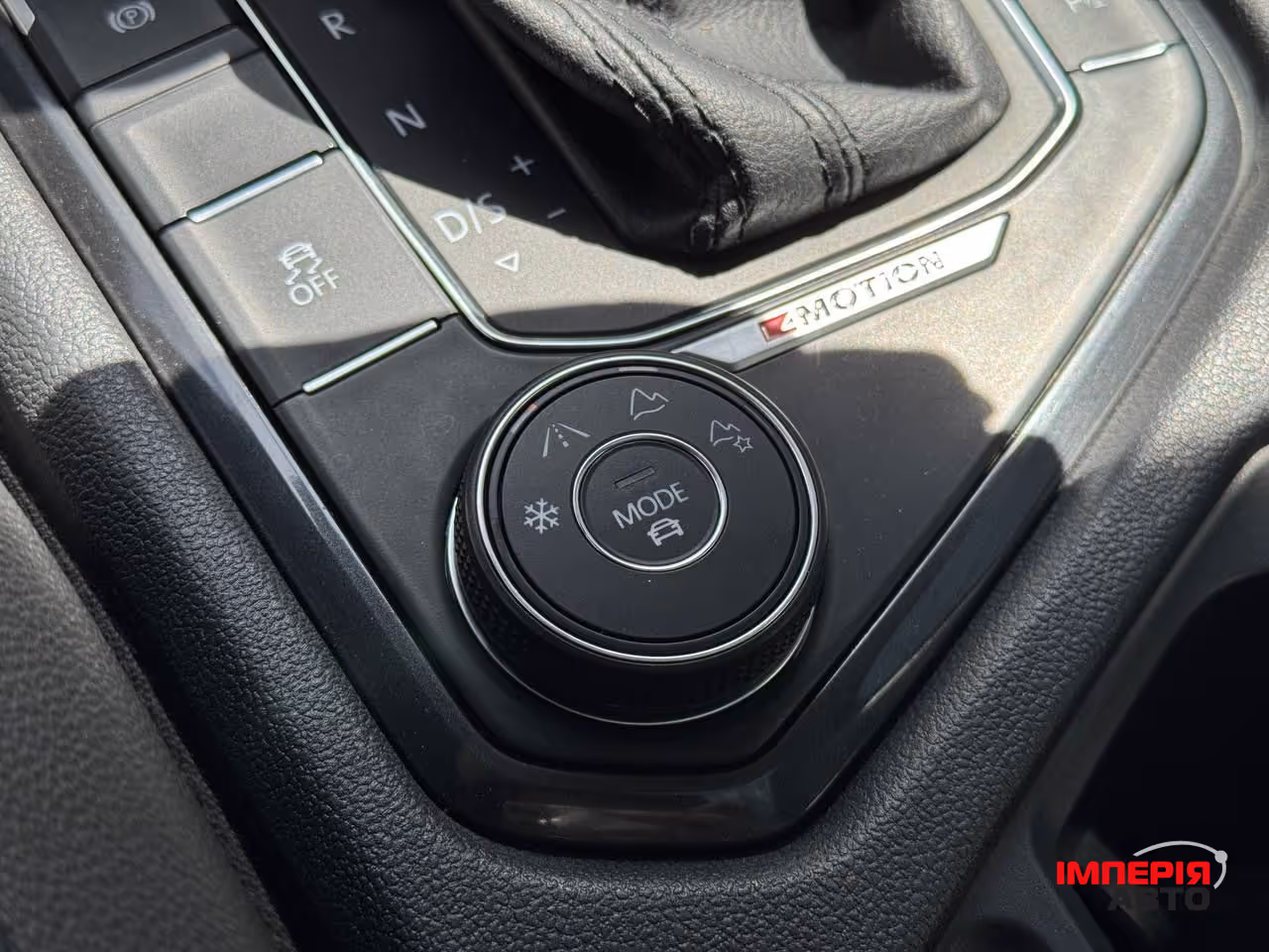 Volkswagen Tiguan - фото 48