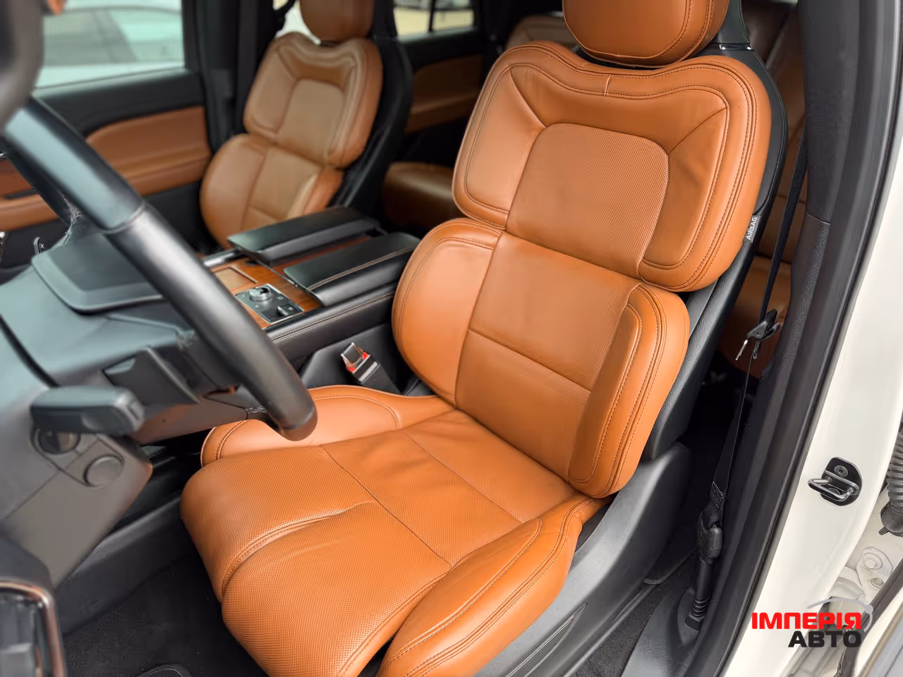 Lincoln Navigator - фото 10