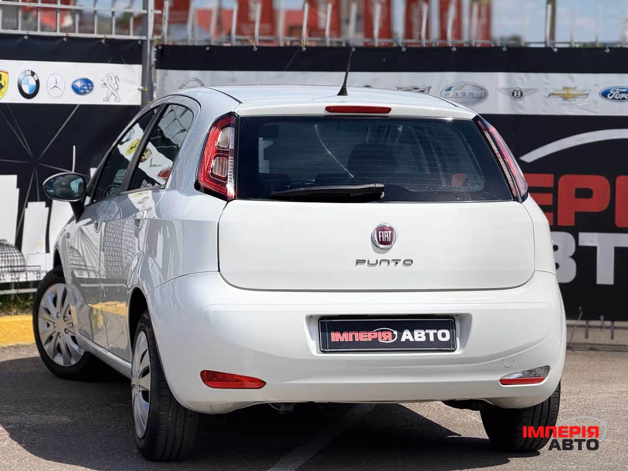 Fiat Punto - фото 8