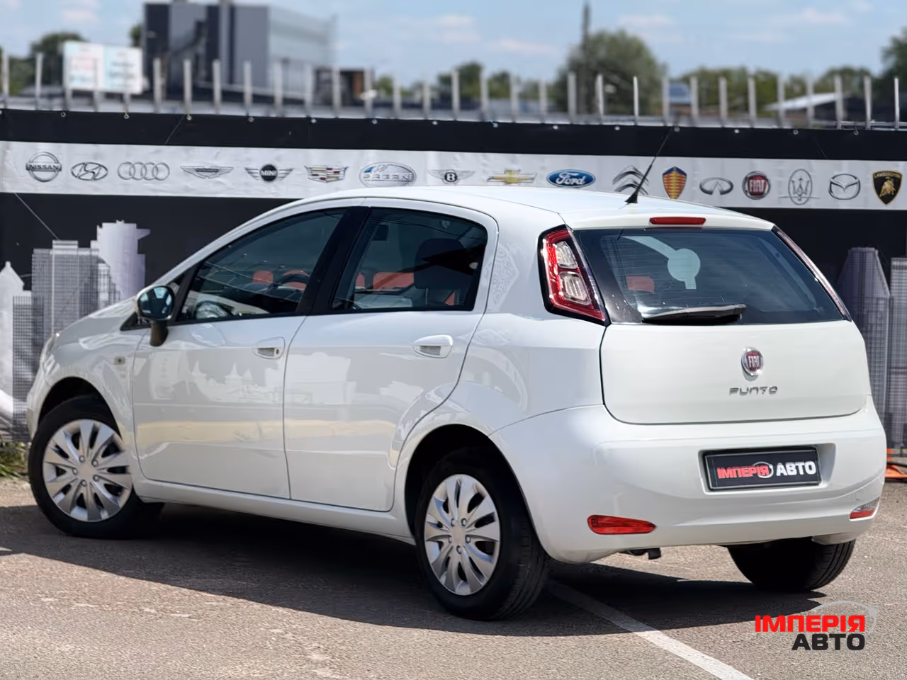 Fiat Punto - фото 11