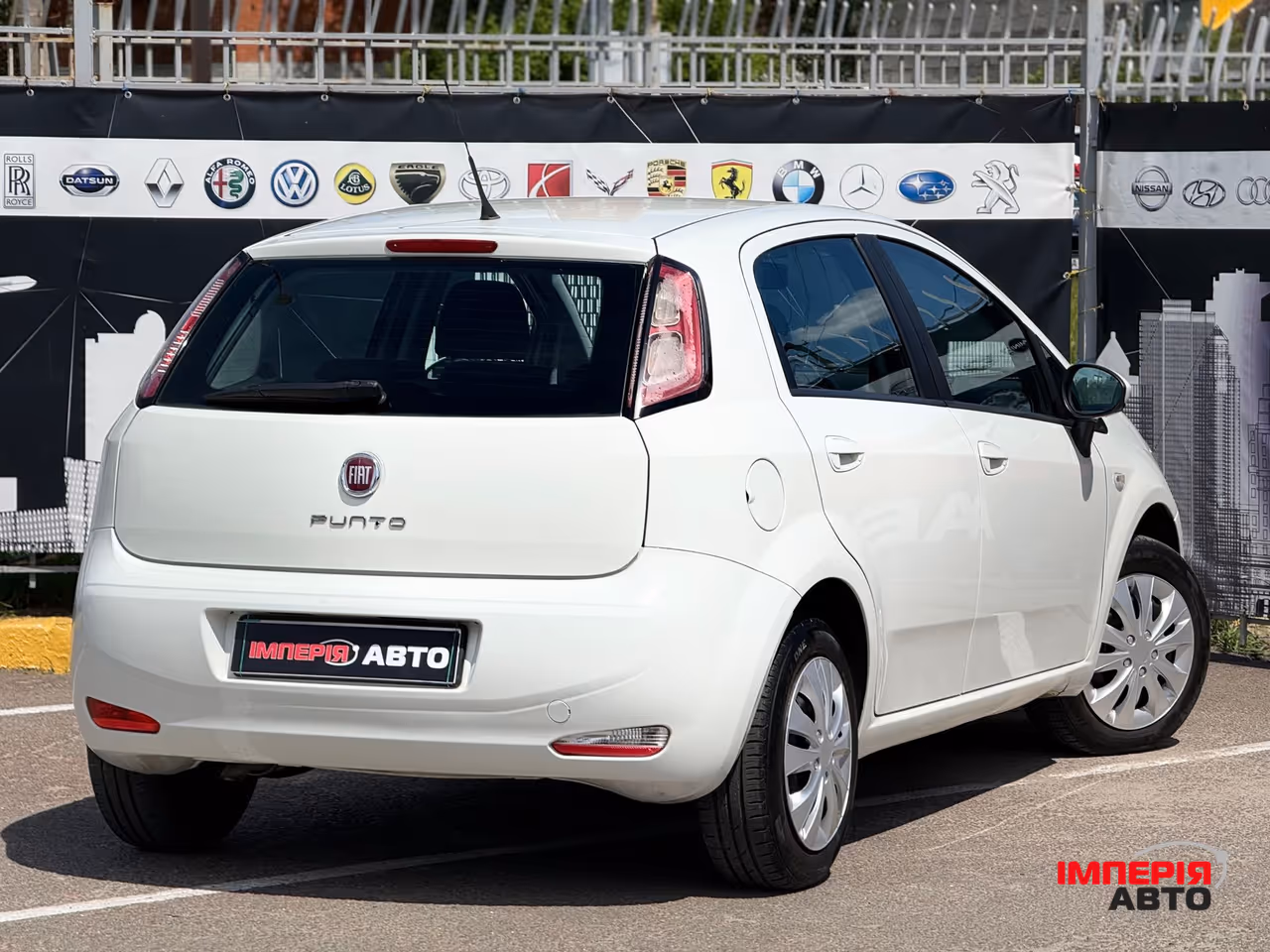 Fiat Punto - фото 9