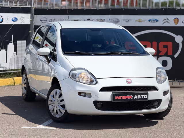 Fiat Punto - фото 3