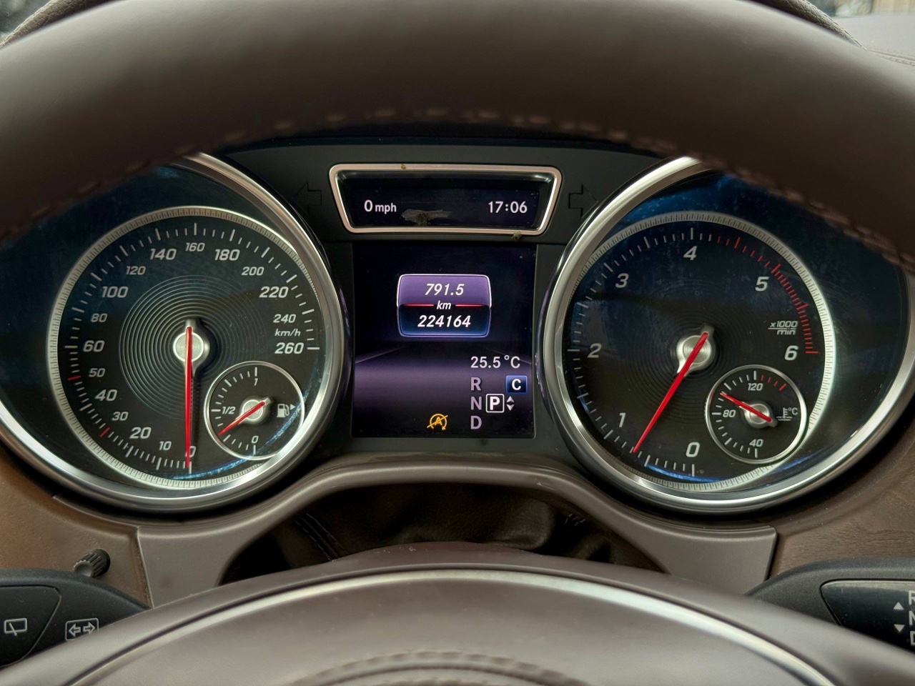 Mercedes-Benz GLS - фото 48