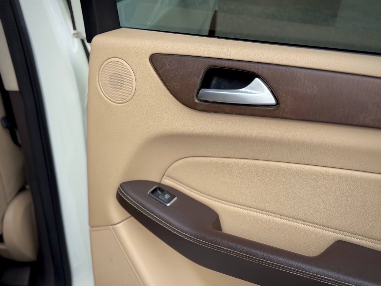 Mercedes-Benz GLS - фото 16