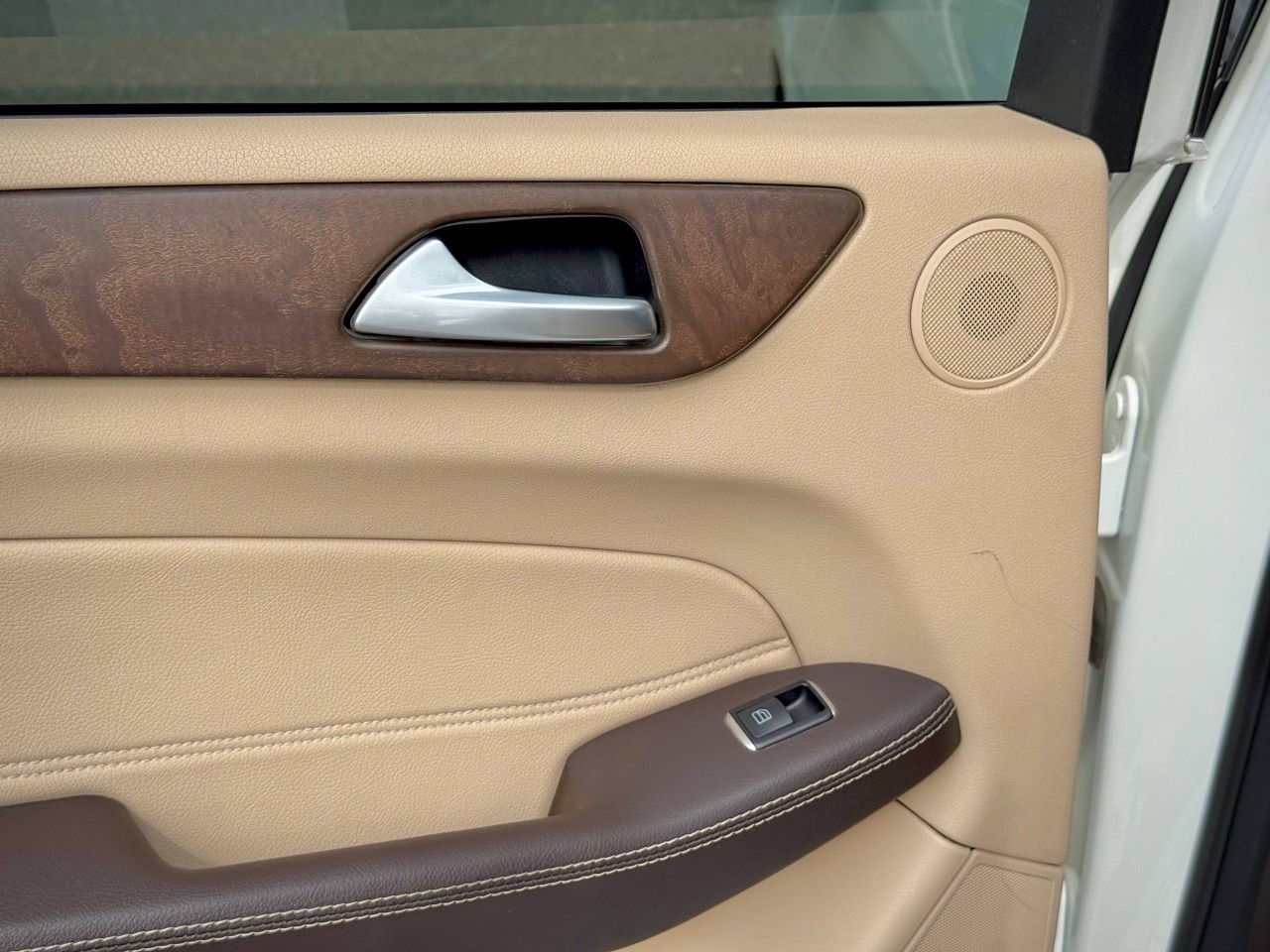 Mercedes-Benz GLS - фото 52