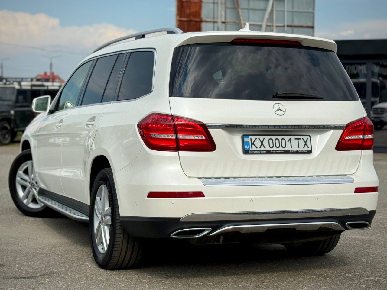 Mercedes-Benz GLS - фото 8