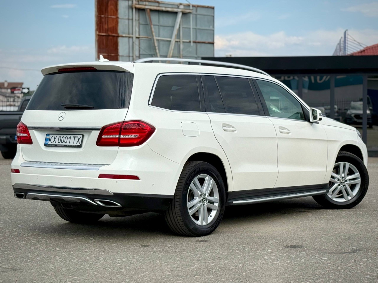 Mercedes-Benz GLS - фото 6