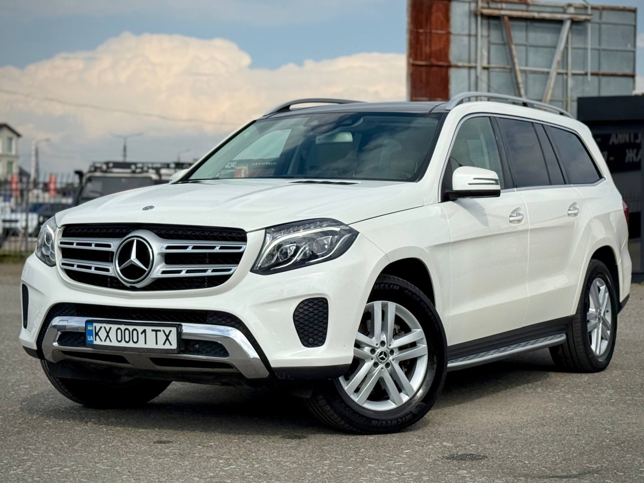 Mercedes-Benz GLS - фото 1
