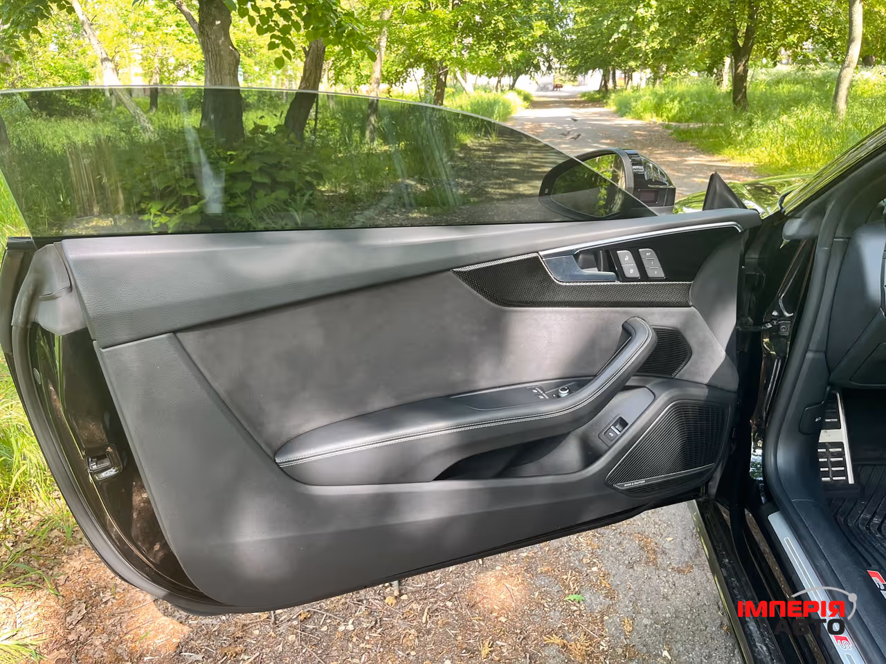 Audi S5 - фото 11