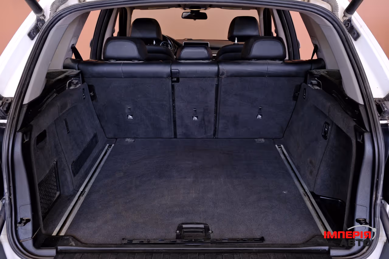 BMW X5 - фото 9