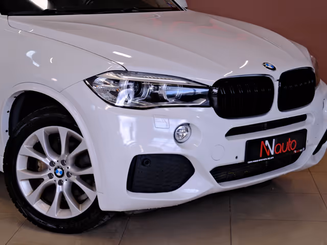 BMW X5 - фото 3