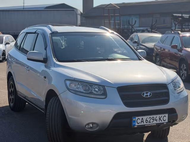 Hyundai Santa Fe - фото 3