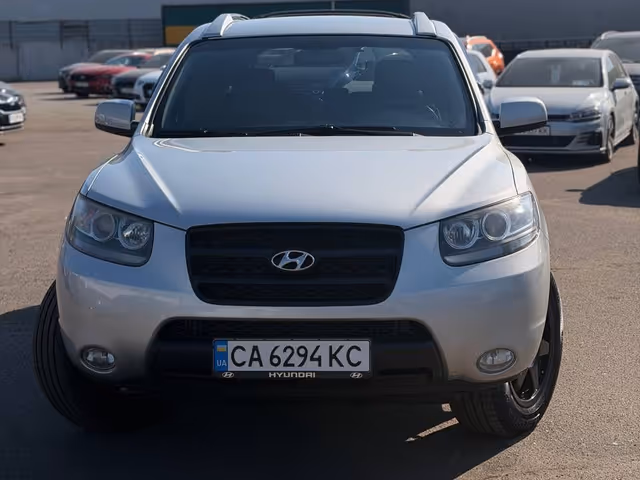 Hyundai Santa Fe - фото 2