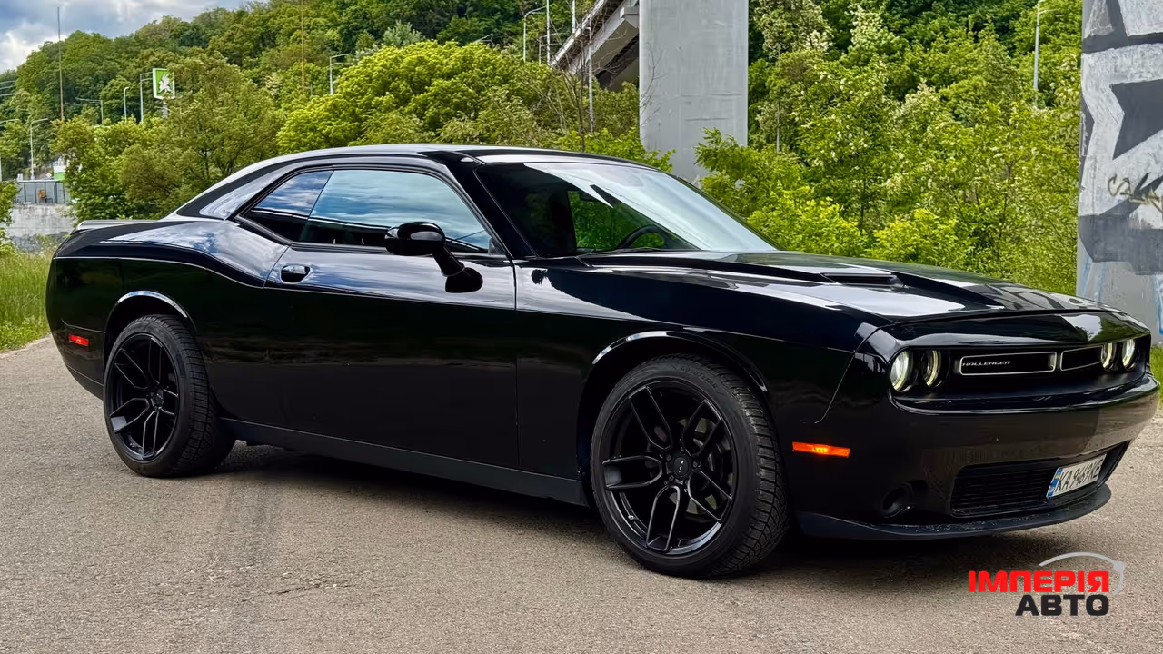 Dodge Challenger - фото 4
