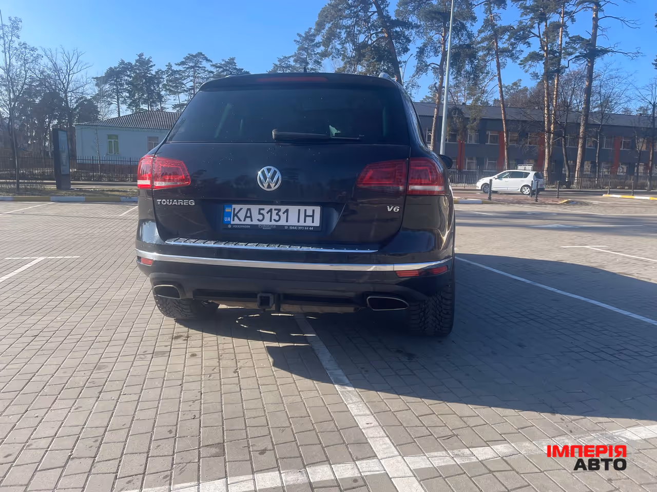 Volkswagen Touareg - фото 8