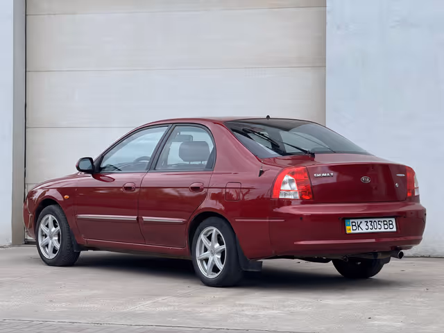Kia Shuma - фото 4