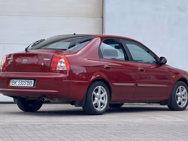 Kia Shuma - фото 3