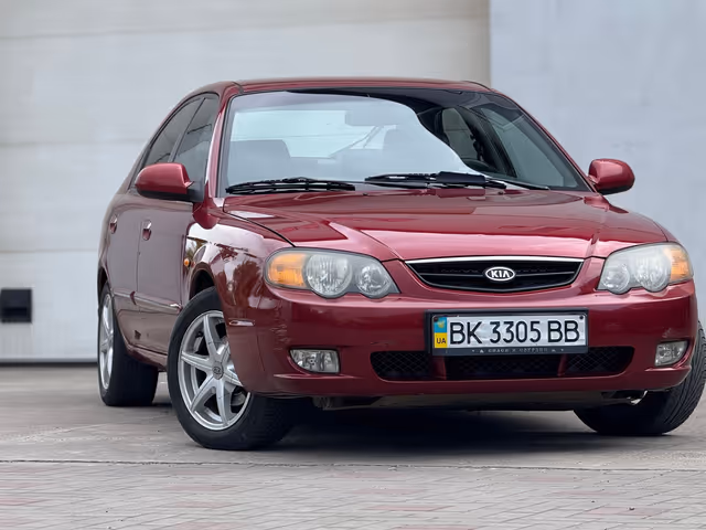 Kia Shuma - фото 1