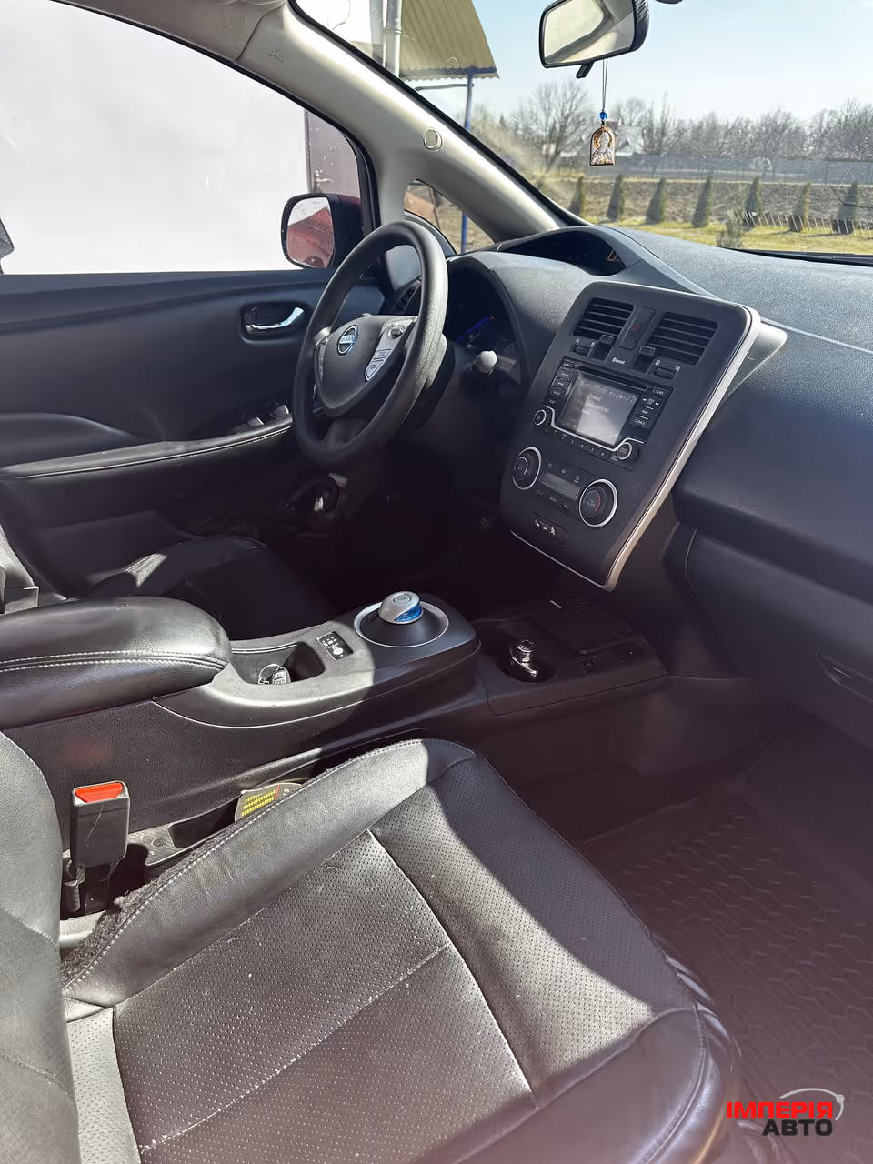 Nissan Leaf - фото 11