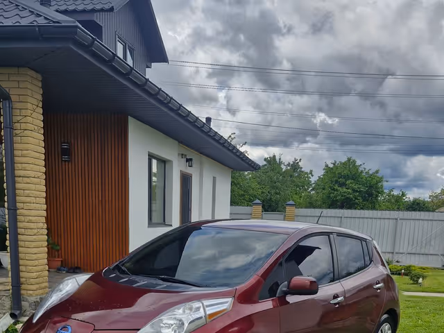 Nissan Leaf - фото 3