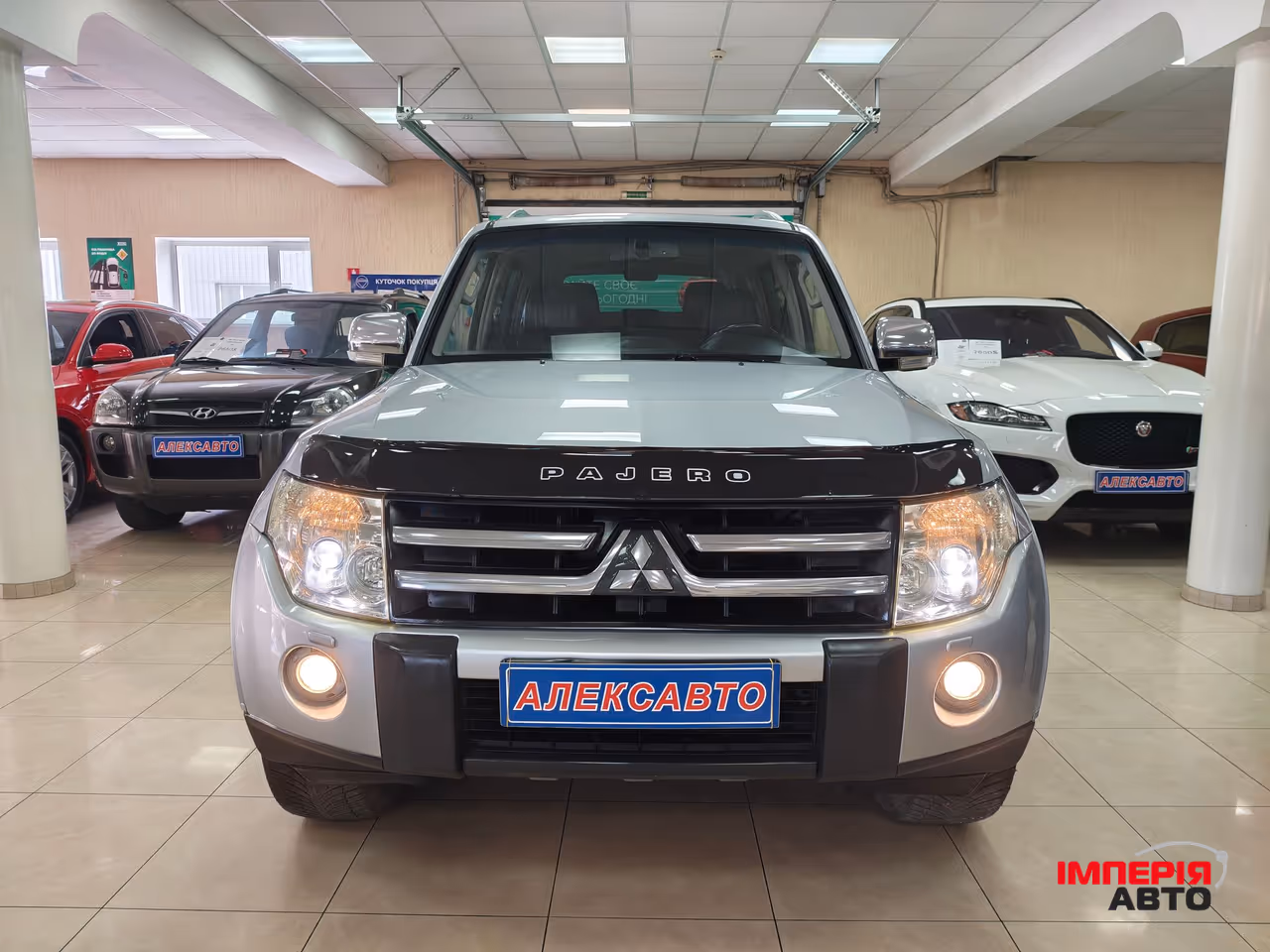 Mitsubishi Pajero - фото 5