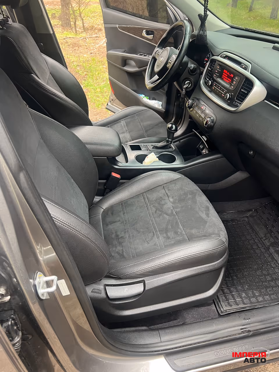 Kia Sorento - фото 24