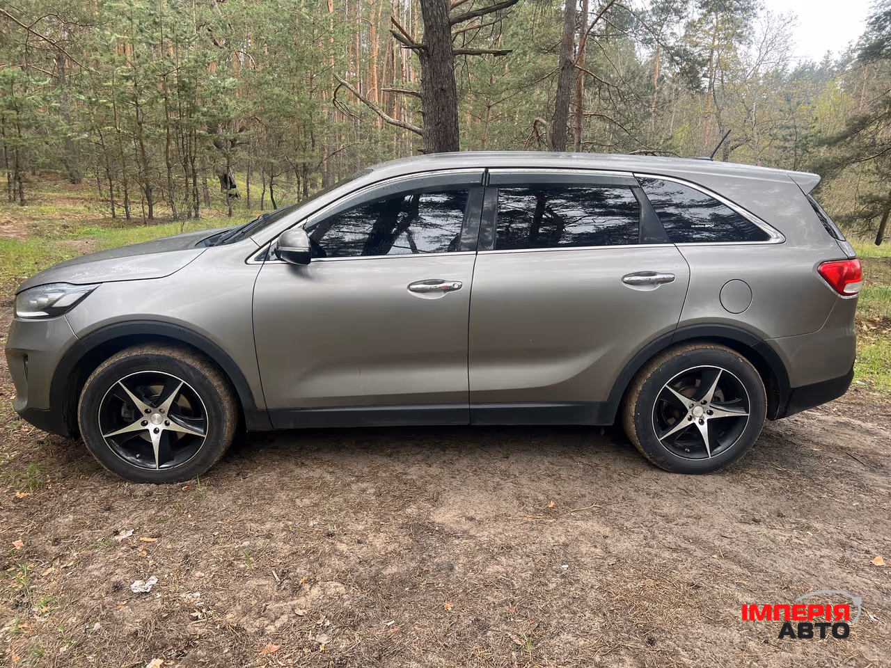 Kia Sorento - фото 11