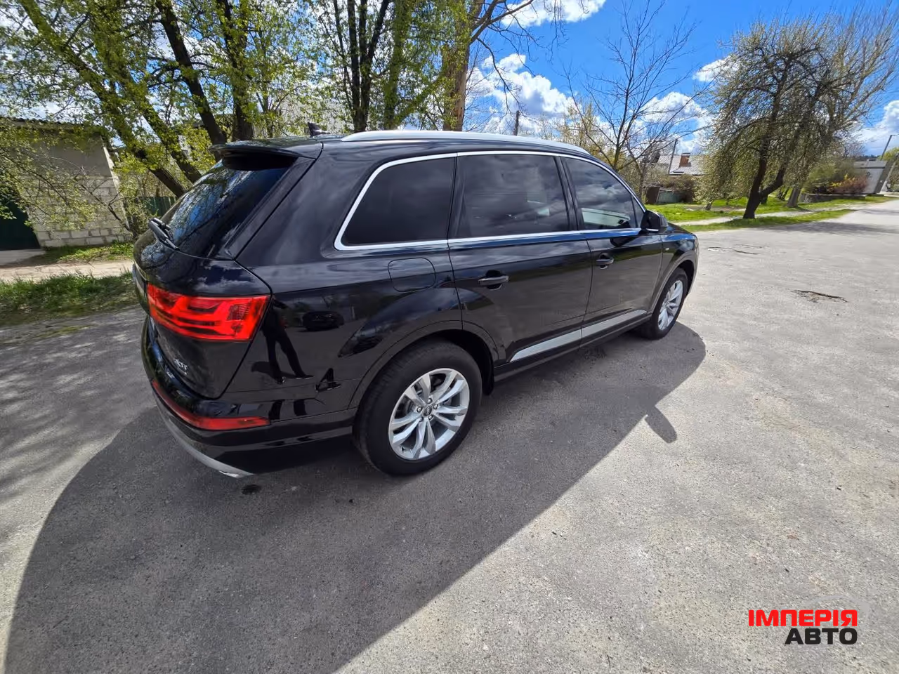 Audi Q7 - фото 34