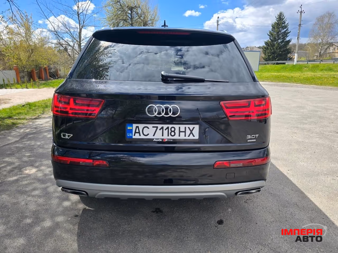 Audi Q7 - фото 27