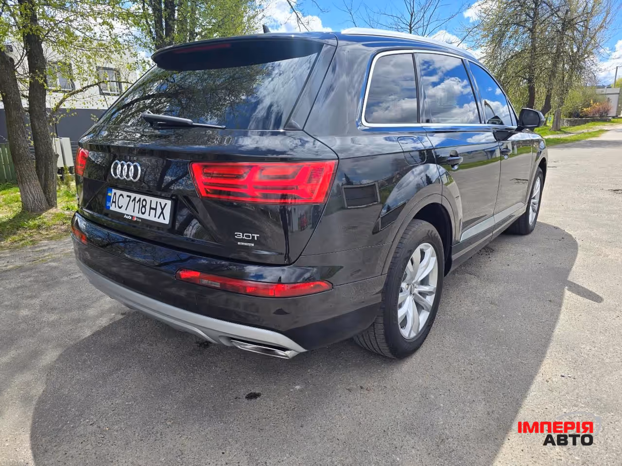 Audi Q7 - фото 41