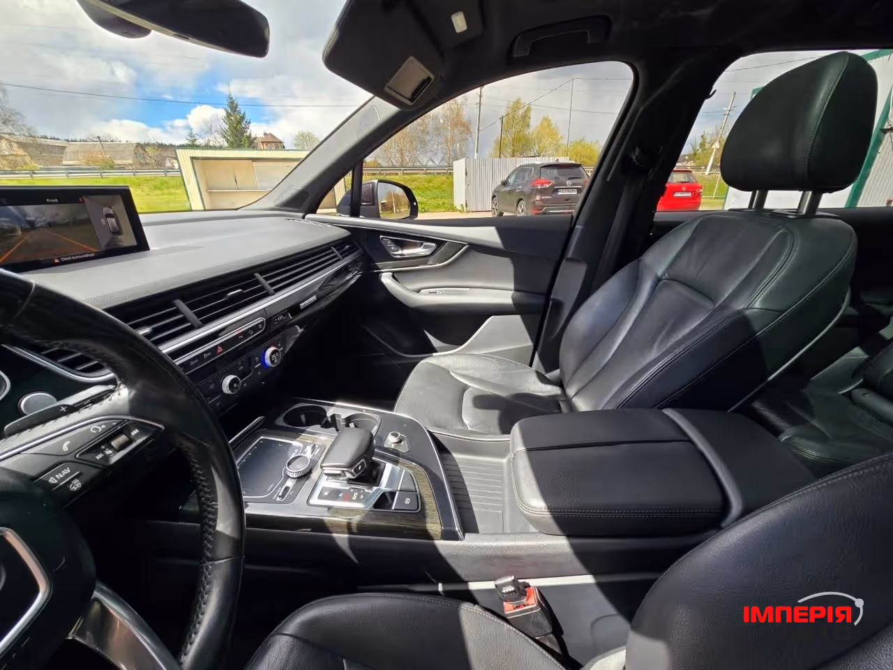 Audi Q7 - фото 7