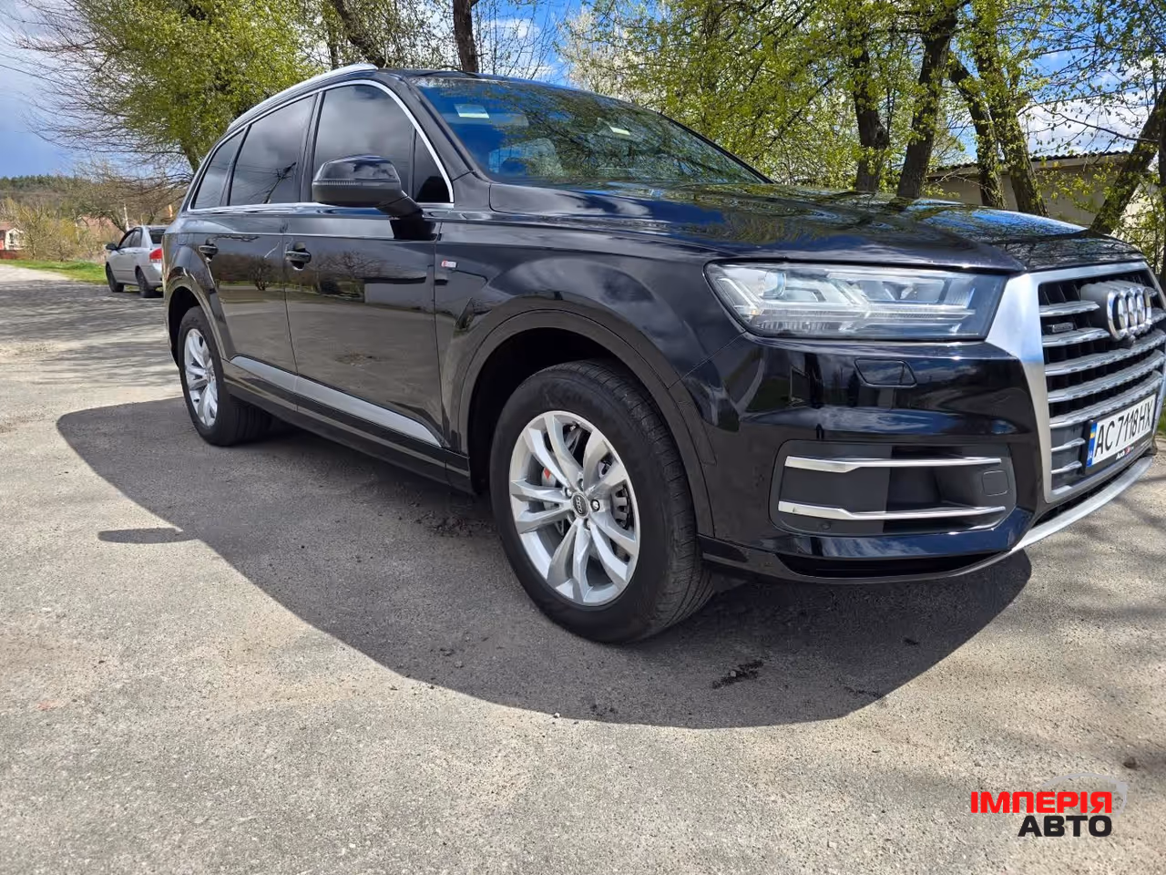Audi Q7 - фото 42