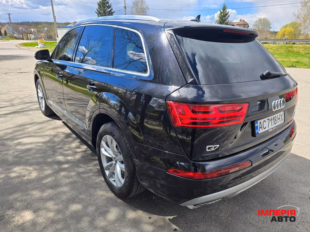 Audi Q7 - фото 29