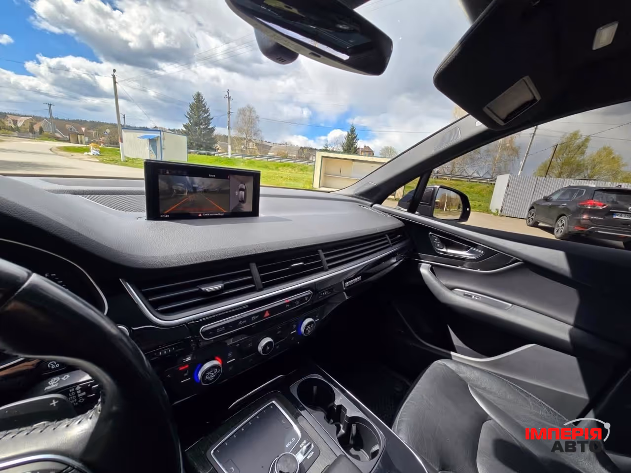 Audi Q7 - фото 6