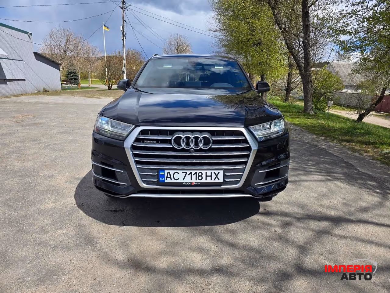 Audi Q7 - фото 32