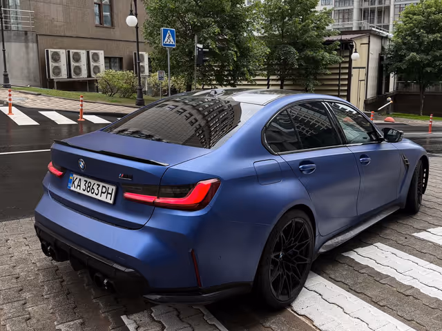 BMW M3 - фото 3