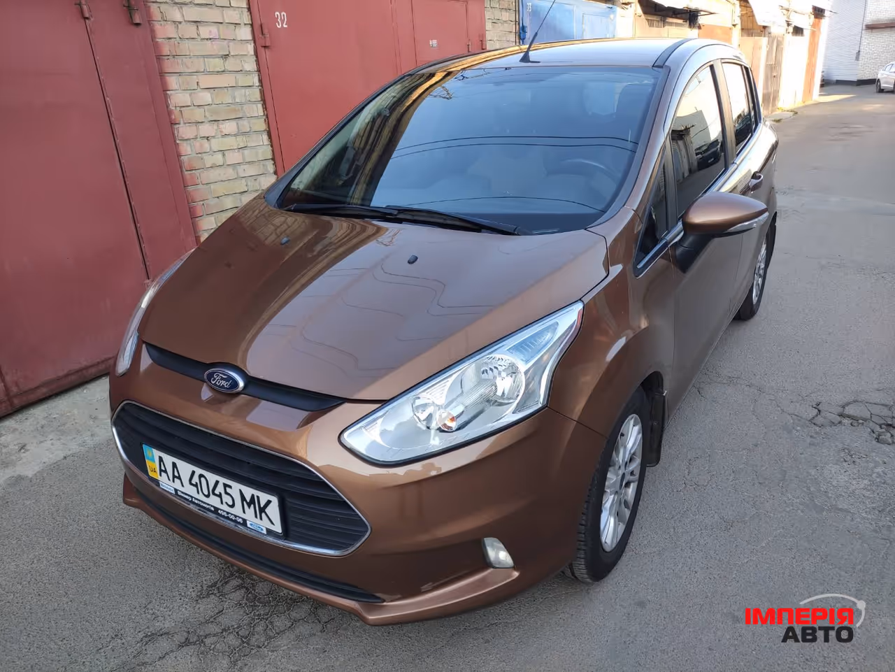 Ford B-MAX - фото 1