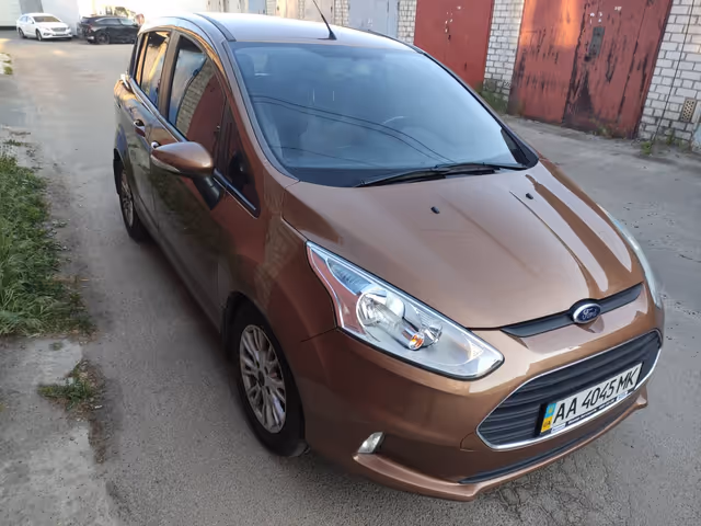 Ford B-MAX - фото 5
