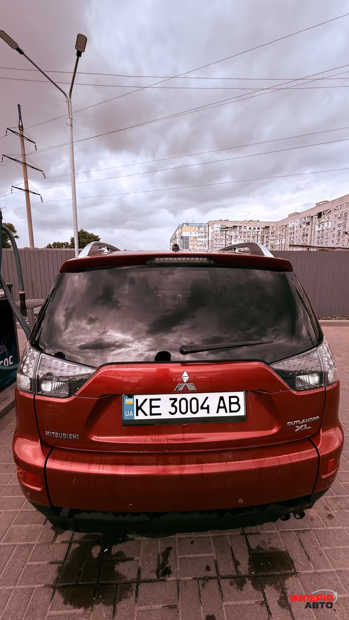 Mitsubishi Outlander - фото 6
