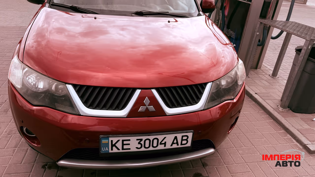 Mitsubishi Outlander - фото 3