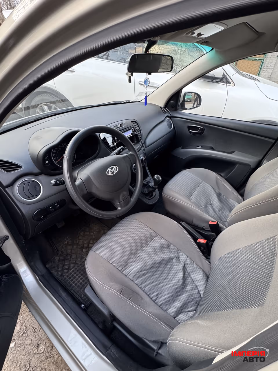 Hyundai i10 - фото 5