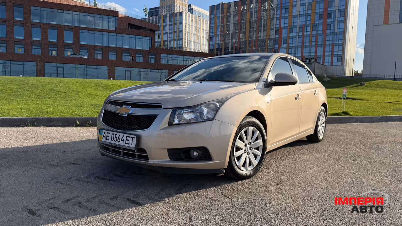 Chevrolet Cruze - фото 2